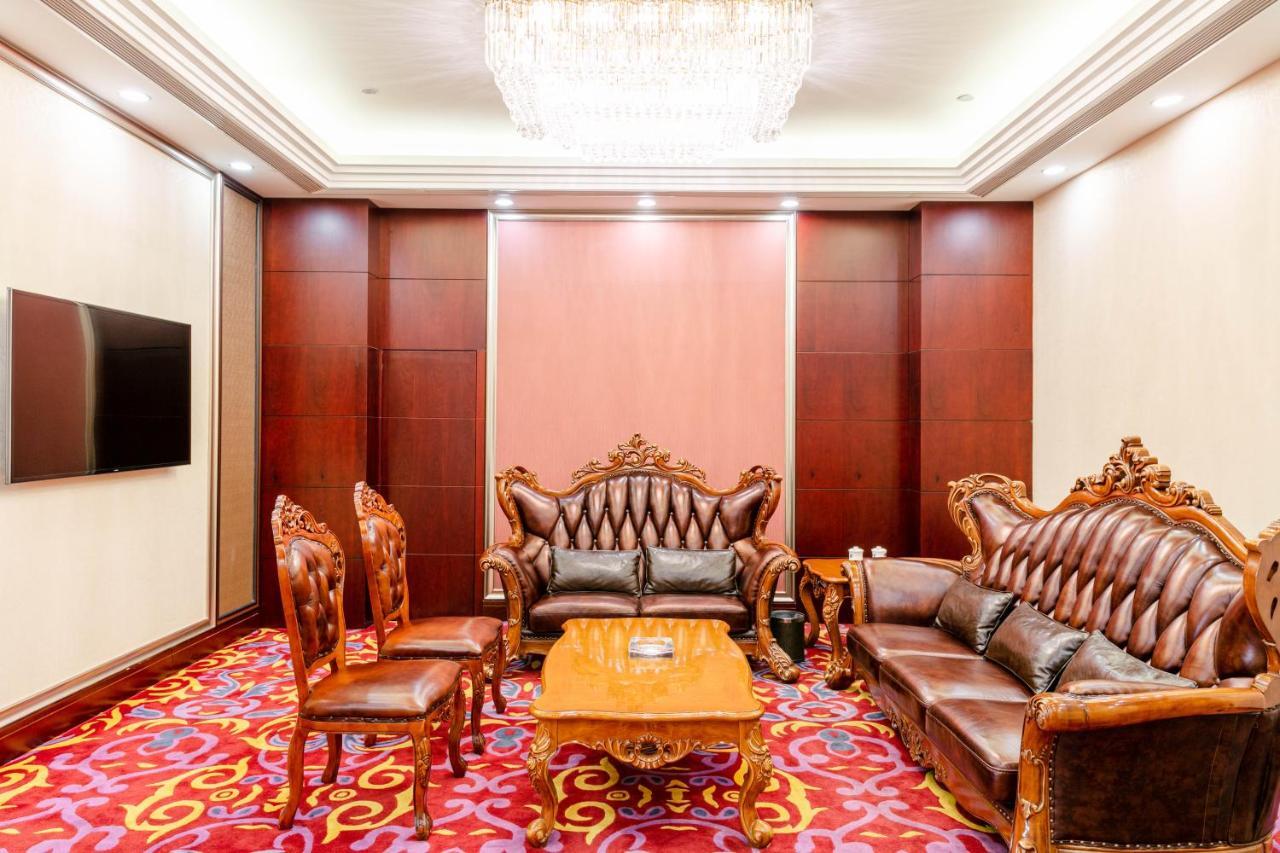 Changchun Warren Hotel Bagian luar foto