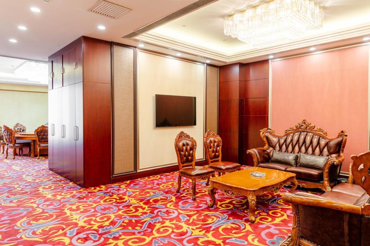 Changchun Warren Hotel Bagian luar foto