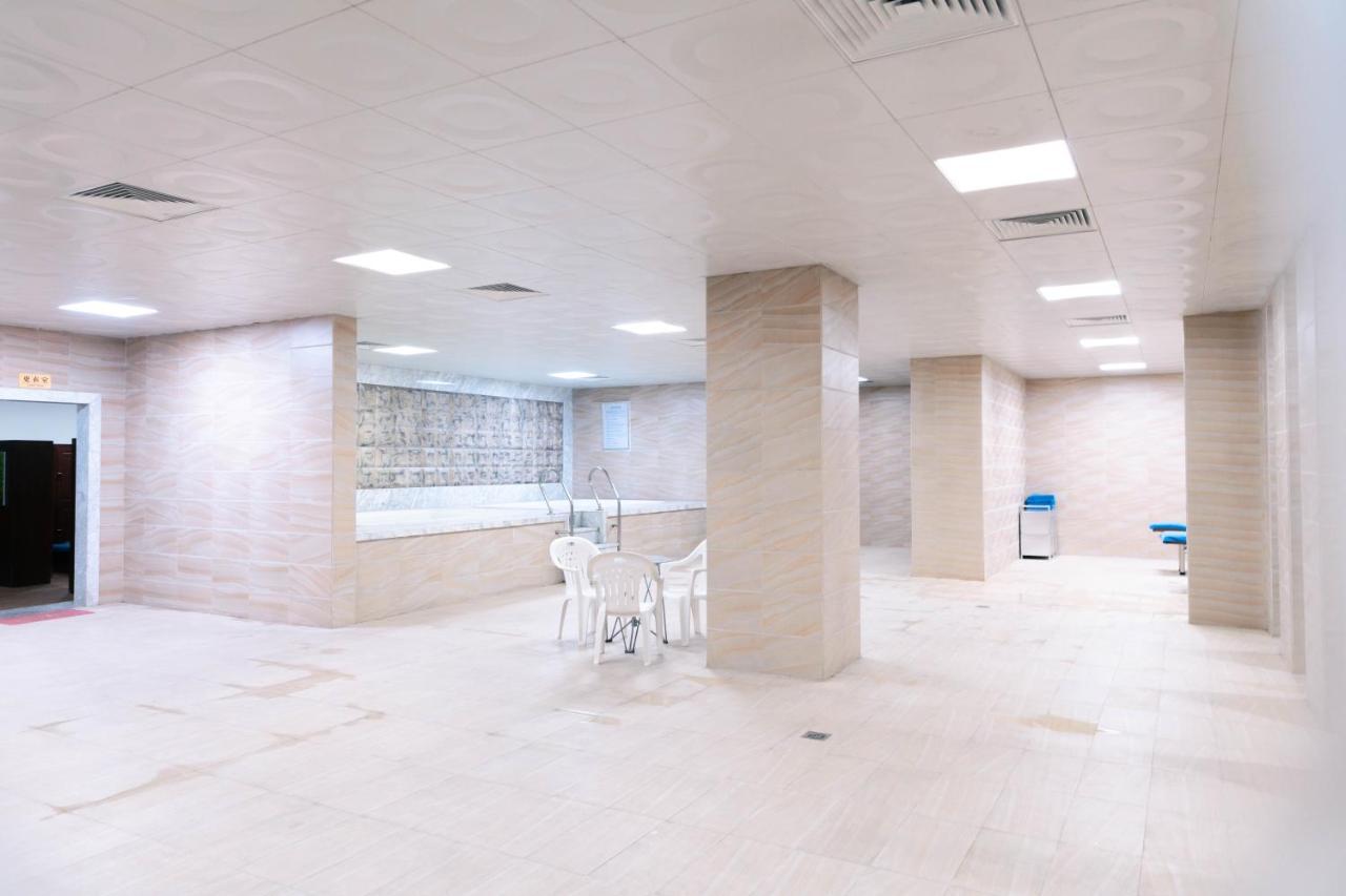 Changchun Warren Hotel Bagian luar foto