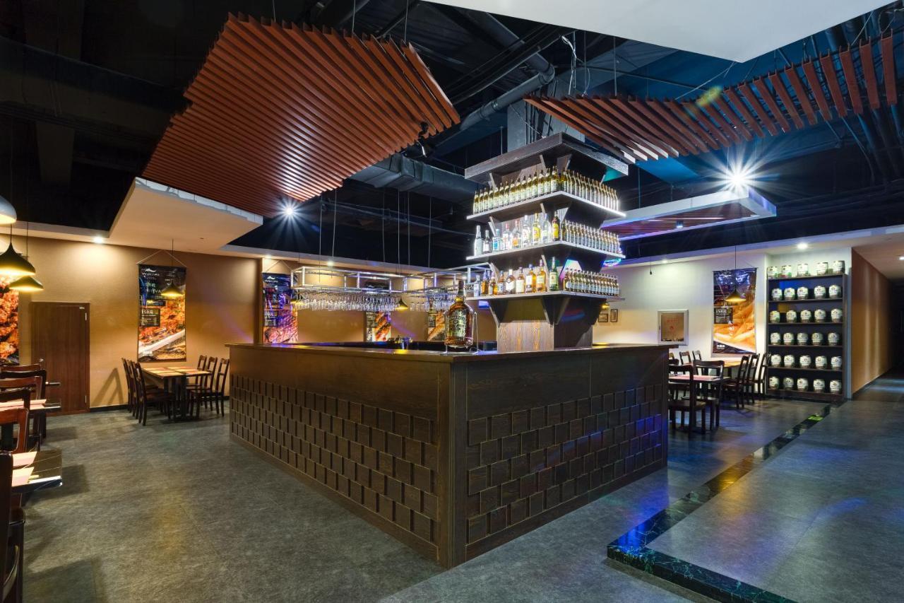 Changchun Warren Hotel Bagian luar foto